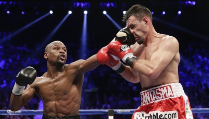 开云体育下载-布伦森爆发，深圳队连续得分压制热火，当纽约的孤胆英雄遇见东方的钢铁洪流