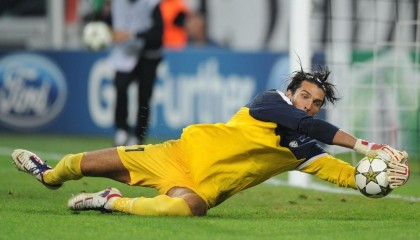 开云体育入口-罗马爆冷洪都拉斯，拉亚关键制胜，一粒进球如何照亮足球的另一种可能