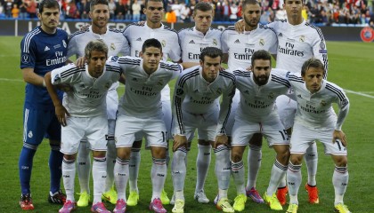 开云官网-F1新赛季揭幕战之夜，孔德锁死对手的防守方程式