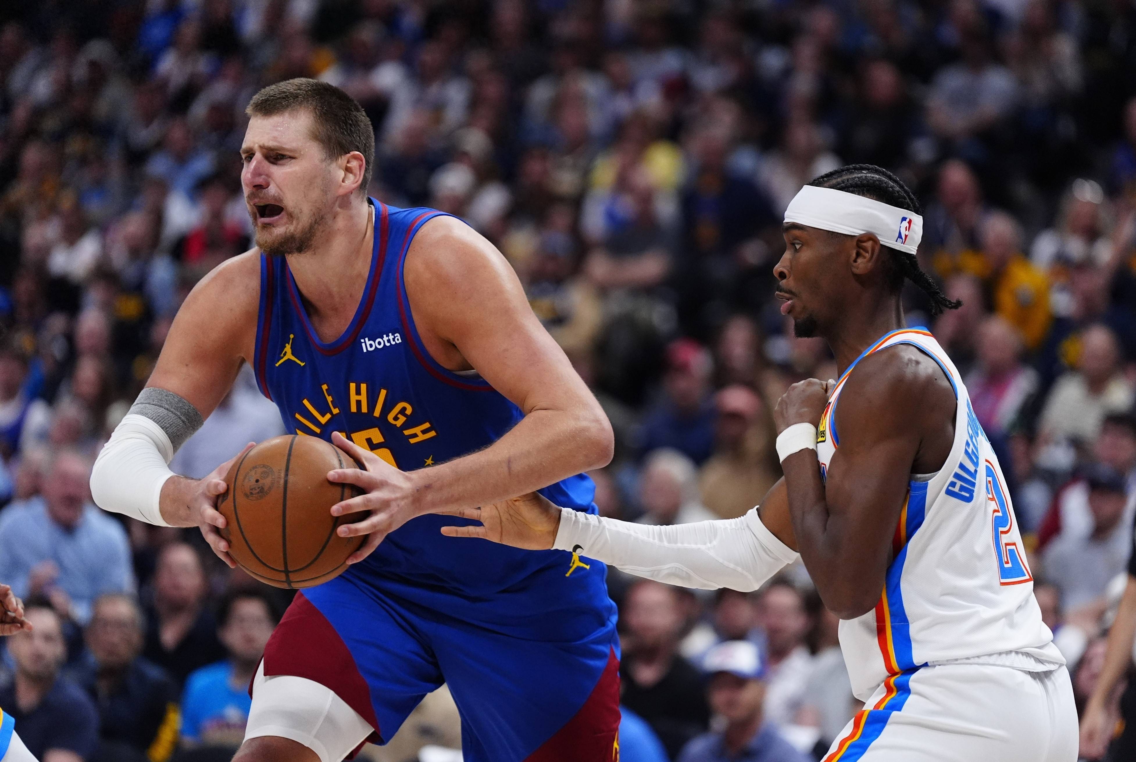 掘金翻盘雷霆，武切维奇统治全场