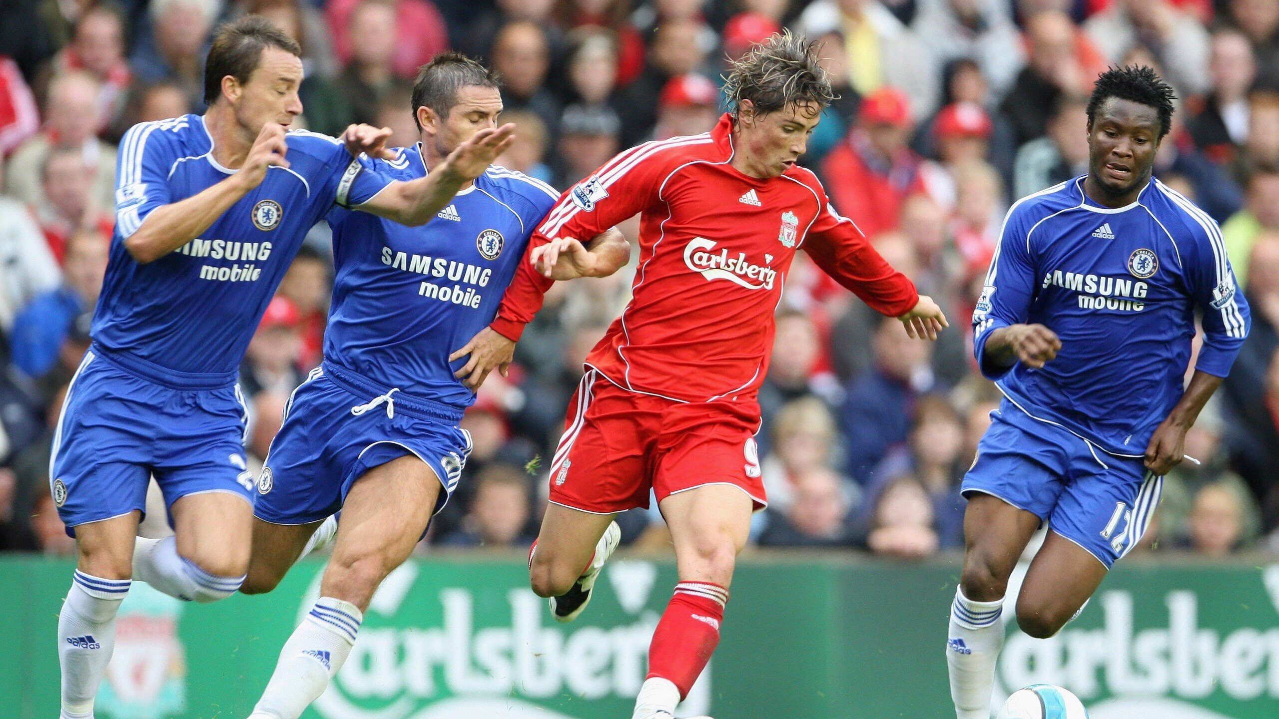 克瓦拉茨赫利亚关键制胜，当足球撕开佛罗伦萨的美国封锁线